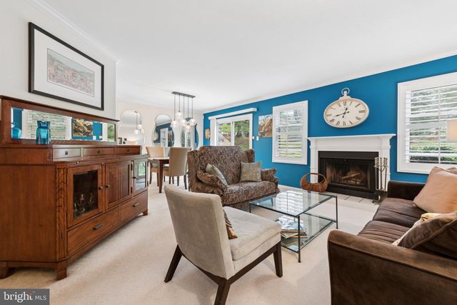 56 WOODSTREAM DR, Chesterbrook, PA 19087