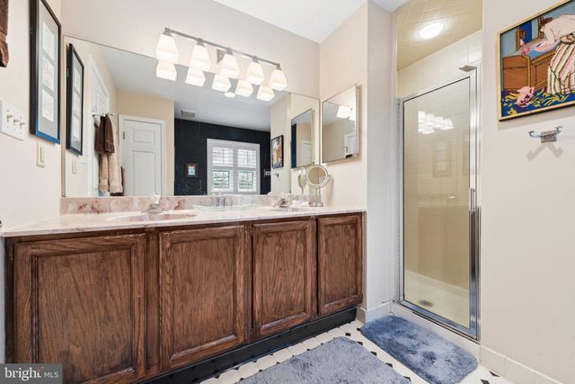 56 WOODSTREAM DR, Chesterbrook, PA 19087