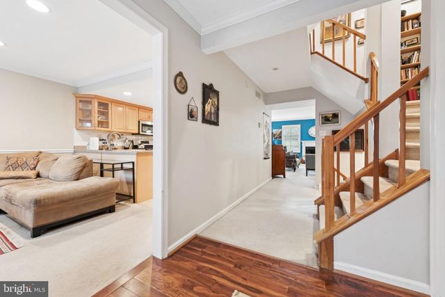 56 WOODSTREAM DR, Chesterbrook, PA 19087