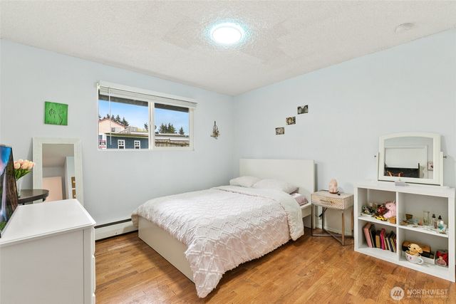 22309 115th Place SE, Kent, WA 98031