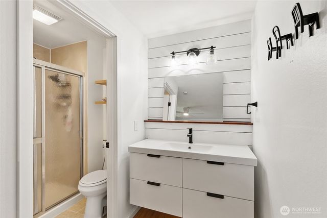 22309 115th Place SE, Kent, WA 98031