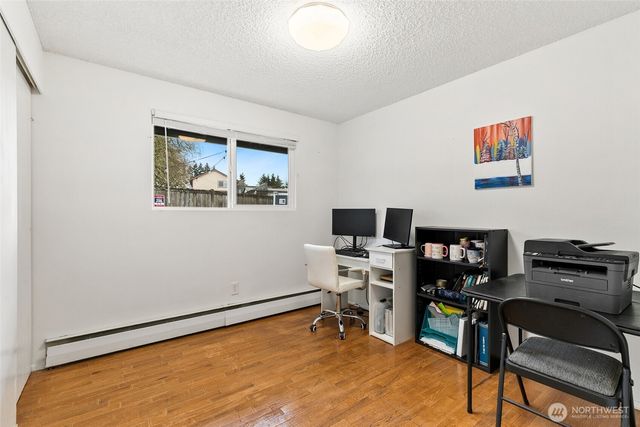 22309 115th Place SE, Kent, WA 98031