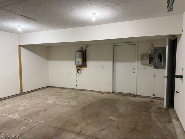5703 Bridge Avenue, Cleveland, OH 44102
