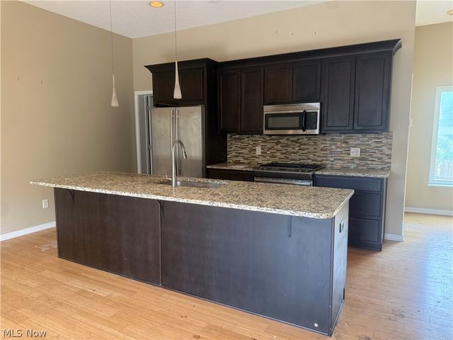 5703 Bridge Avenue, Cleveland, OH 44102