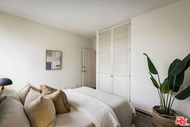 4411 Los Feliz Boulevard 502, Los Angeles, CA 90027
