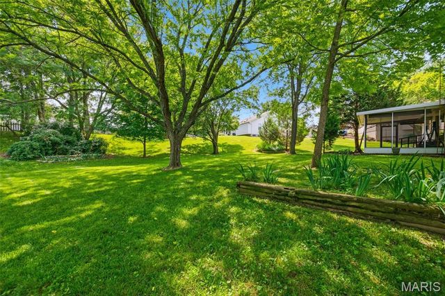 2082 Hackmann Estates Drive, St Charles, MO 63303