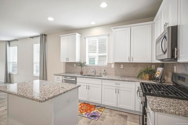 7906 Ponderosa Pine, Boerne, TX 78015