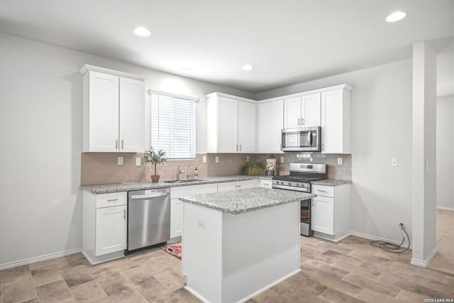 7906 Ponderosa Pine, Boerne, TX 78015