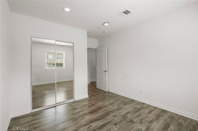 211 S Hoover Street, Los Angeles, CA 90004