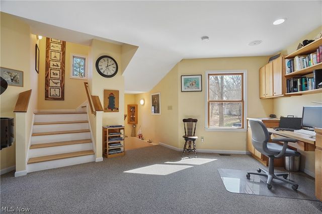 2822 Lakeland Pky, Silver Lake, OH 44224