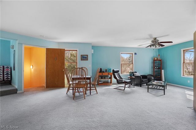 2822 Lakeland Pky, Silver Lake, OH 44224