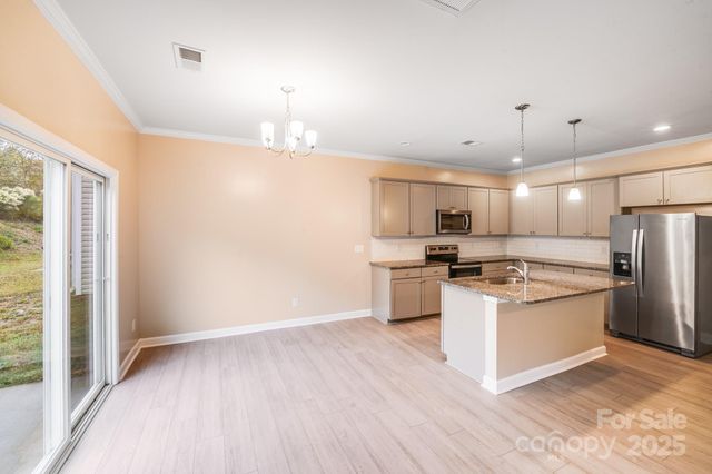 4920 Rockwood Road, Charlotte, NC 28216