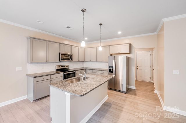 4920 Rockwood Road, Charlotte, NC 28216