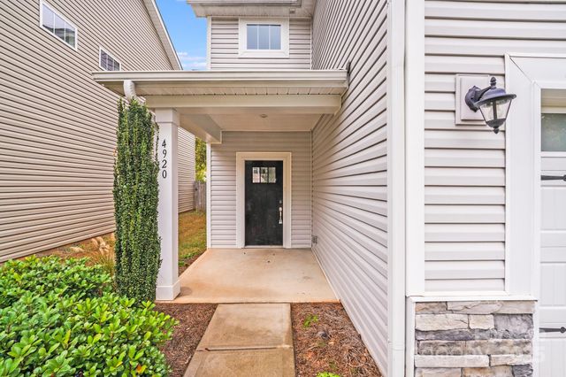 4920 Rockwood Road, Charlotte, NC 28216