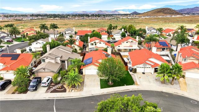 27630 Camino Claraboya, Menifee, CA 92585