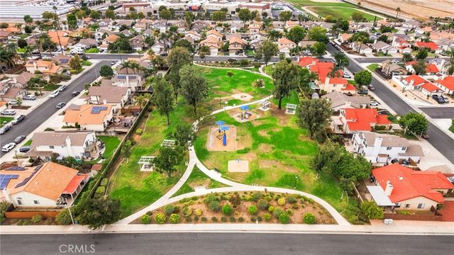 27630 Camino Claraboya, Menifee, CA 92585
