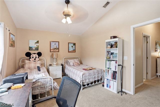 20 Cosmopolitan DR 4, Lehigh Acres, FL 33936