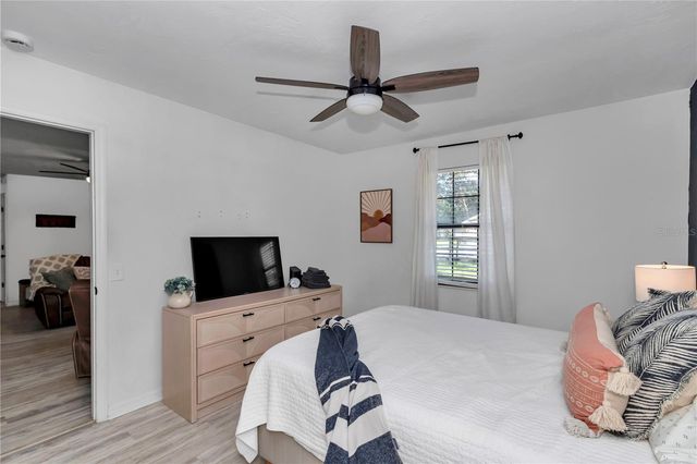 5670 NW 65TH PLACE, Ocala, FL 34482