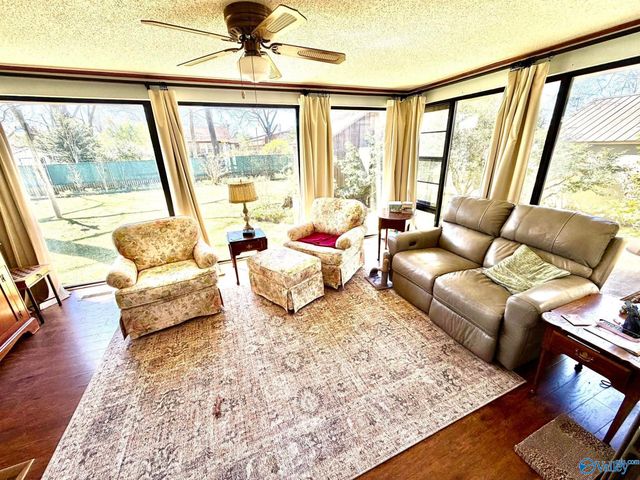 212 Oakland Avenue, Boaz, AL 35957