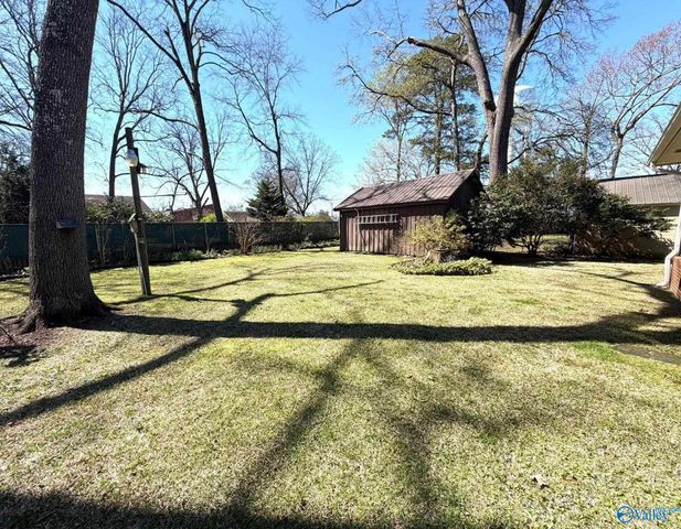 212 Oakland Avenue, Boaz, AL 35957