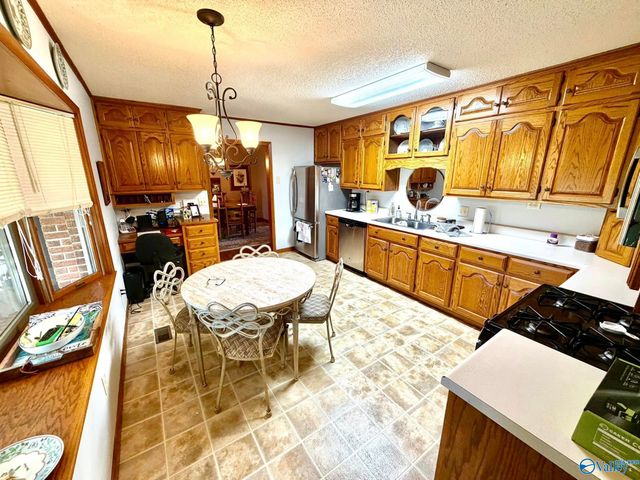 212 Oakland Avenue, Boaz, AL 35957