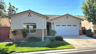 2913 Las Flores Circle, Los Banos, CA 93635