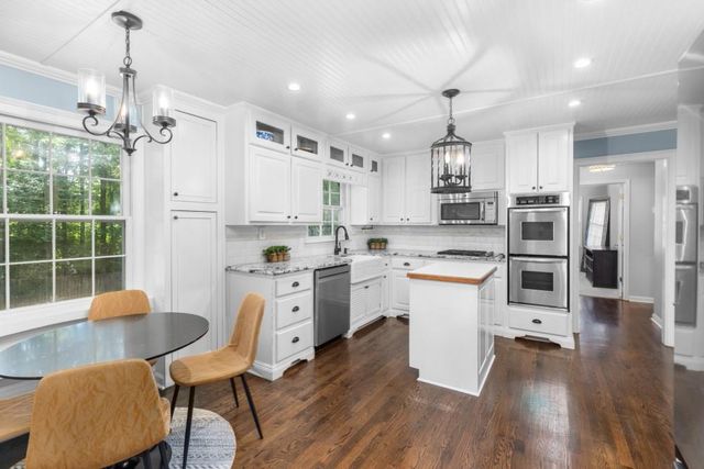 1025 Foxfire Drive, Lawrenceville, GA 30044