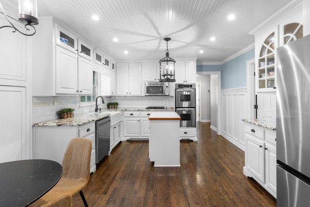 1025 Foxfire Drive, Lawrenceville, GA 30044