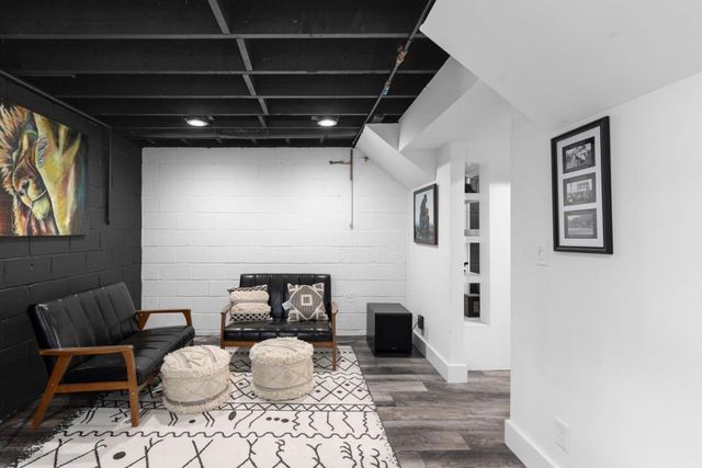 1025 Foxfire Drive, Lawrenceville, GA 30044