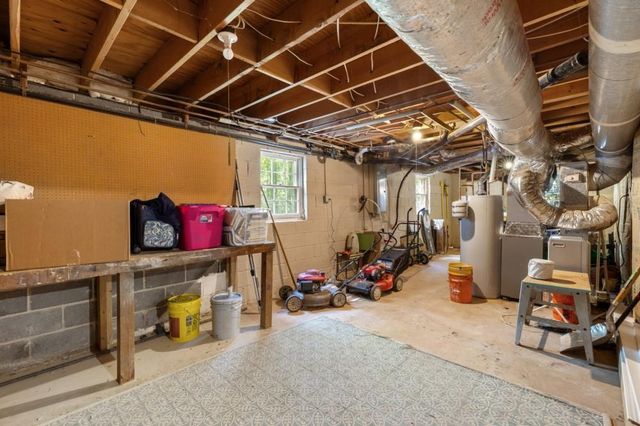 1025 Foxfire Drive, Lawrenceville, GA 30044