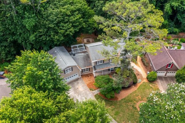 1025 Foxfire Drive, Lawrenceville, GA 30044