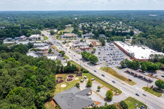 1025 Foxfire Drive, Lawrenceville, GA 30044