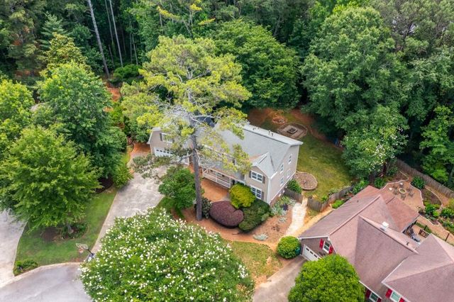 1025 Foxfire Drive, Lawrenceville, GA 30044