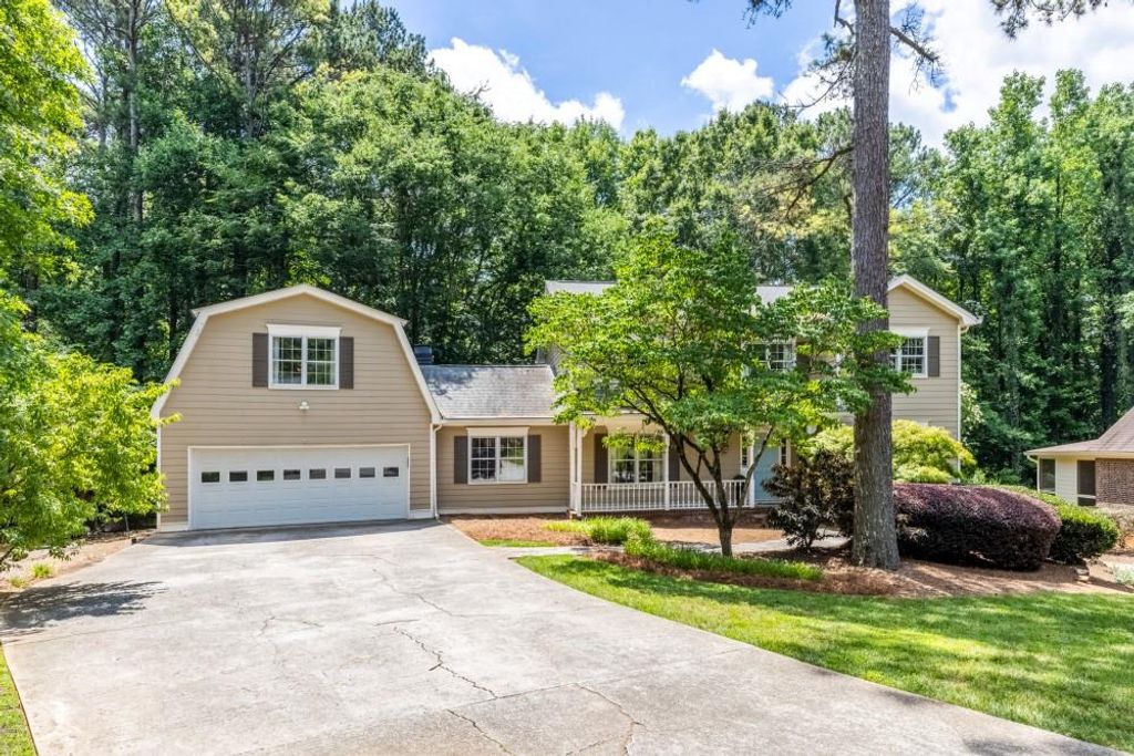 1025 Foxfire Drive, Lawrenceville, GA 30044