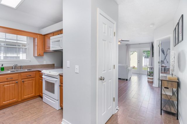 6464 Starfish Cove, Gulf Breeze, FL 32563