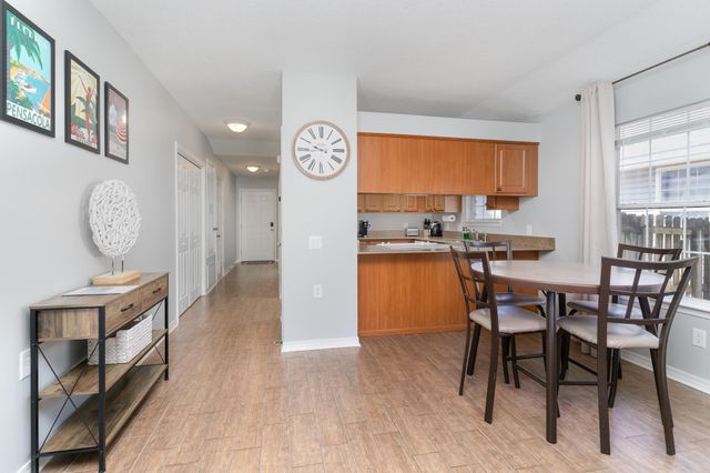 6464 Starfish Cove, Gulf Breeze, FL 32563