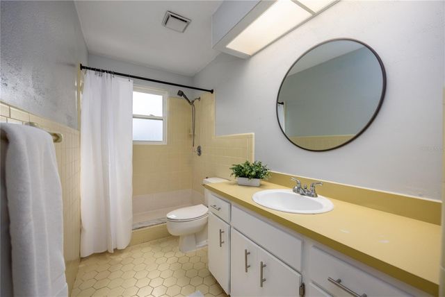 1301 NW 91ST TERRACE, Gainesville, FL 32606