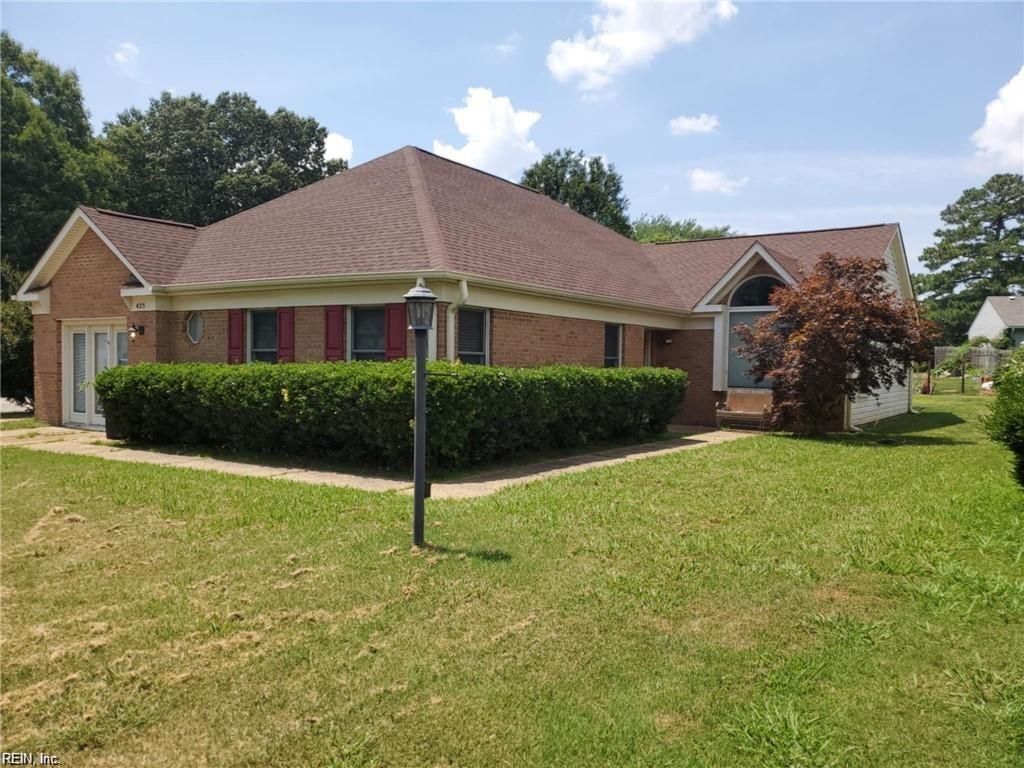 425 Truxtun CT, Newport News, VA 23608