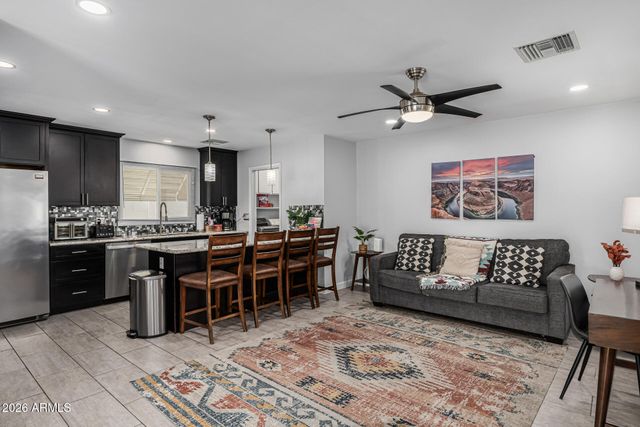 8519 E ROSE Lane, Scottsdale, AZ 85250