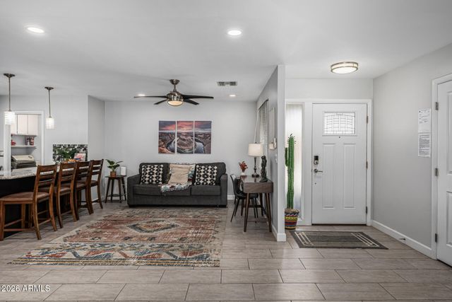 8519 E ROSE Lane, Scottsdale, AZ 85250