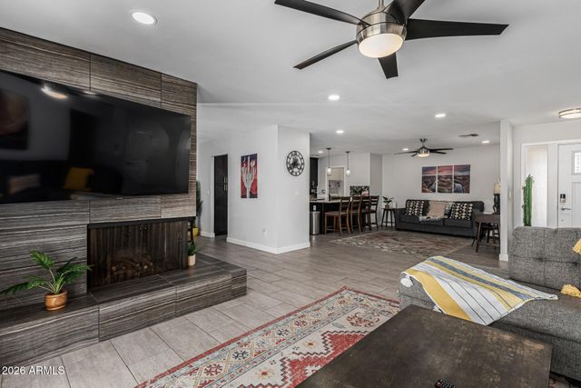 8519 E ROSE Lane, Scottsdale, AZ 85250