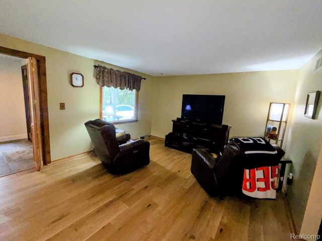 8420 Pacton Drive, Shelby Charter Township, MI 48317