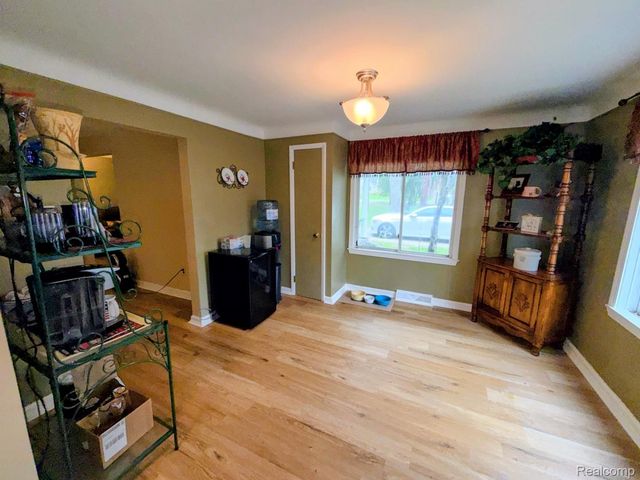 8420 Pacton Drive, Shelby Charter Township, MI 48317