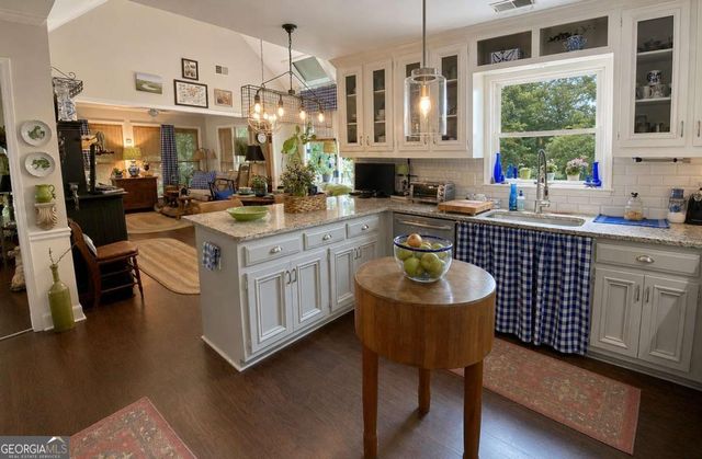 4380 Dunmore Road NE, Marietta, GA 30068