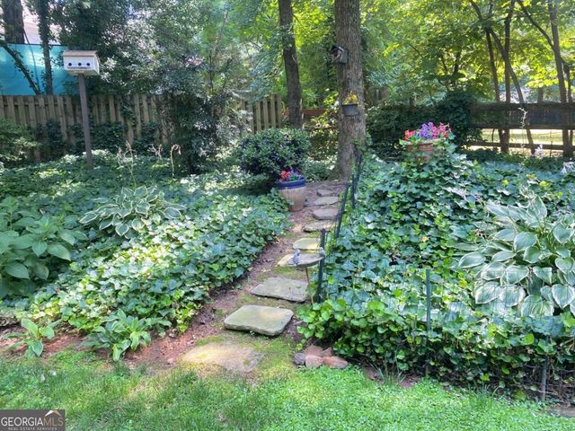 4380 Dunmore Road NE, Marietta, GA 30068