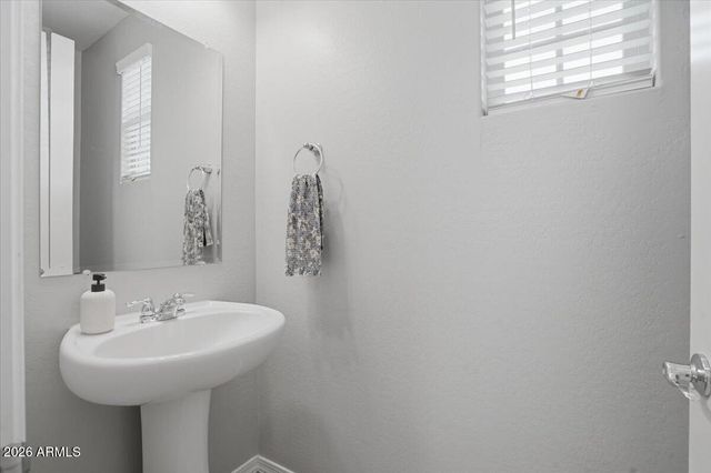 4141 E JONES Street, Gilbert, AZ 85295