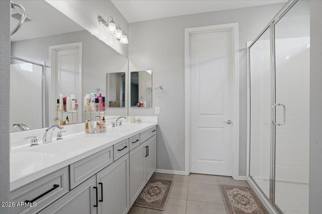 4141 E JONES Street, Gilbert, AZ 85295