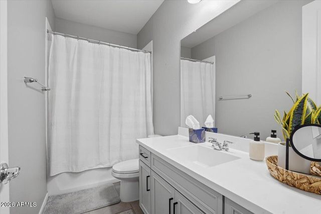 4141 E JONES Street, Gilbert, AZ 85295