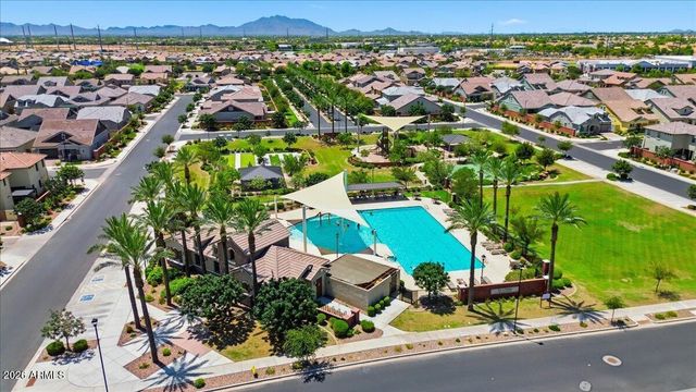 4141 E JONES Street, Gilbert, AZ 85295