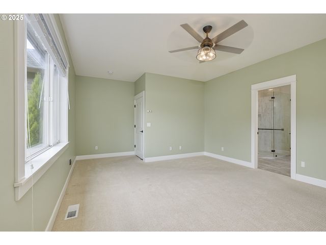 16511 ANNA EVE Dr, Milwaukie, OR 97267